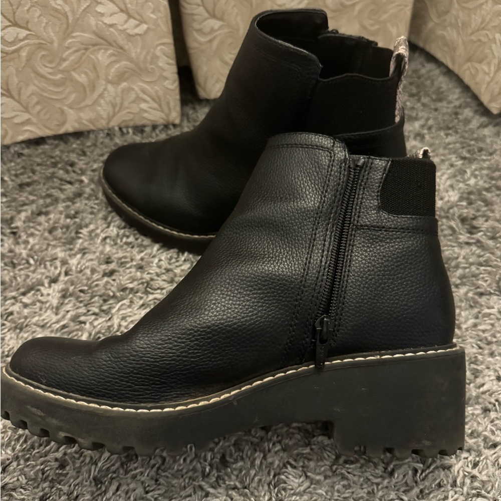 Black Universal Thread Ankle Boot Side Zipper Siz… - image 7